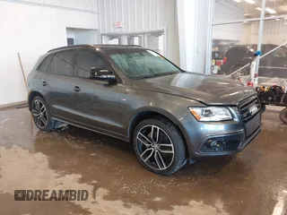 2016 Audi Q5 Premium Plus with VIN WA1D7AFP1GA136501, listed as a IAAI auction lot 41360328 with 73,393 mi miles. Bid and sale history available at carsss.com. Image 1.