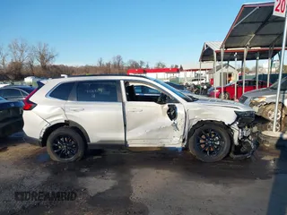 2025 Honda CR-V Sport-L with VIN 7FARS6H84SE053534, listed as a IAAI auction lot 41587207 with 2,427 mi miles and . Bid and sale history available at DreamBid. Image 13.