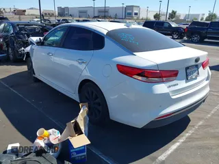 2018 Kia Optima LX with VIN 5XXGT4L37JG266313, listed as a IAAI auction lot 41662782 with Not Provided miles and . Bid and sale history available at carsss.com. Image 3.
