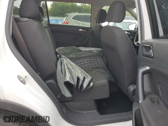 2018 Volkswagen Tiguan S with VIN 3VV0B7AX6JM111232, listed as a Copart auction lot 74944624 with 106,979 mi miles and Salvage Title. Bid and sale history available at DreamBid. Image 10.