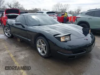 2000 Chevrolet Corvette with VIN 1G1YY22G6Y5100516, listed as a IAAI auction lot 41866485 with 70,704 mi miles. Bid and sale history available at carsss.com. Image 1.