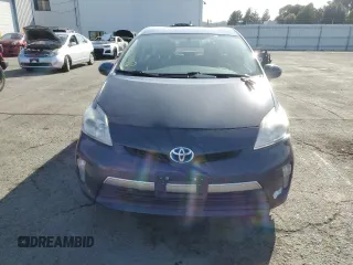 2013 Toyota Prius z VIN JTDKN3DP6D3033253, wystawiony jako Copart lot #53166025 z przebiegiem 169 319 mil mil oraz Nie do naprawy • Non repairable. Historia ofert i sprzedaży dostępna na DreamBid. Obrazek 5.