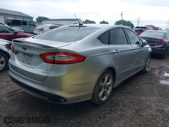 2016 Ford Fusion SE with VIN 3FA6P0H99GR269400, listed as a IAAI auction lot 42419619 with 165,719 mi miles and . Bid and sale history available at DreamBid. Image 4.