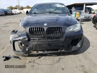 2011 BMW X6 50i with VIN 5UXFG8C52BLZ95196, listed as a Copart auction lot 79100194 with 0 mi miles and Salvage Title. Bid and sale history available at carsss.com. Image 5.