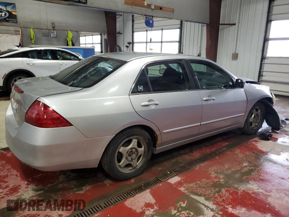 2006 Honda Accord LX SE z VIN 1HGCM55326A166493, wystawiony jako Copart lot #53471055 z przebiegiem 259 786 mil mil oraz Szkoda całkowita • Salvage title. Historia ofert i sprzedaży dostępna na DreamBid. Obrazek 3.