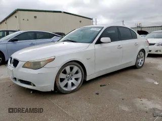2005 BMW 5 Series 530i with VIN WBANA73565CR57531, listed as a Copart auction lot 55157635 with 231,388 mi miles and Clean Title. Bid and sale history available at carsss.com. Image 1.