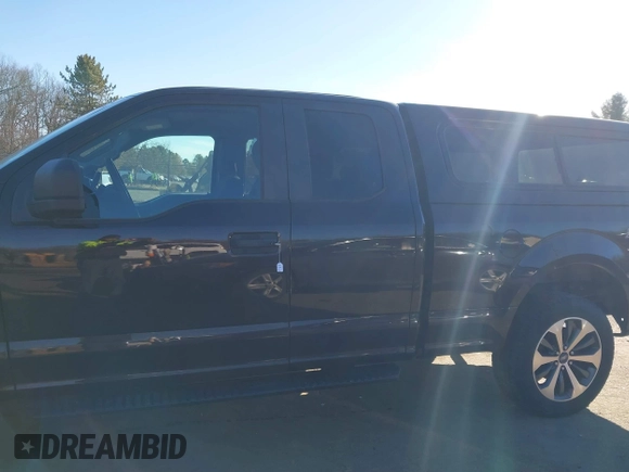 2020 Ford F-150 XL with VIN 1FTEX1EP2LFB11664, listed as a IAAI auction lot 41298690 with 91,835 mi miles. Bid and sale history available at carsss.com. Image 14.