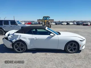2024 Ford Mustang EcoBoost с VIN 1FAGP8UH3R5134242, выставлен на аукционе IAAI как лот 42626535 с пробегом 33 755 миль миль и . История ставок и продаж доступна на DreamBid. Изображение 13.