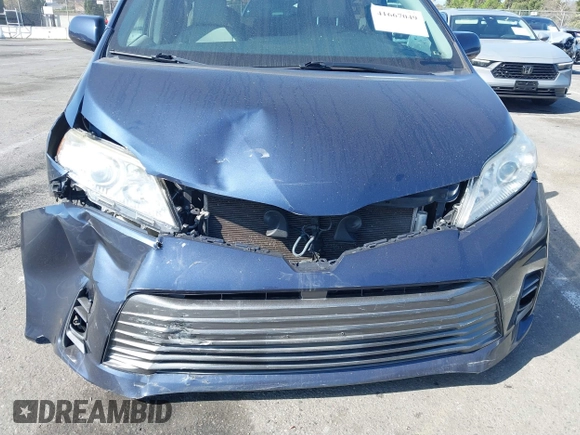 2019 Toyota Sienna XLE with VIN 5TDDZ3DC9KS220976, listed as a IAAI auction lot 41667049 with 92,568 mi miles and . Bid and sale history available at DreamBid. Image 6.