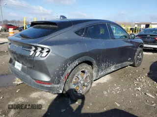 2021 Ford Mustang Mach-E Select с VIN 3FMTK1SSXMMA34389, выставлен на аукционе Copart как лот 48284035 с пробегом 60 667 миль миль и Списание • Salvage title. История ставок и продаж доступна на DreamBid. Изображение 3.