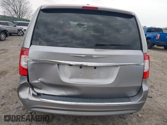 2014 Chrysler Town & Country Touring with VIN 2C4RC1BG7ER365013, listed as a IAAI auction lot 42028026 with 178,075 mi miles. Bid and sale history available at carsss.com. Image 6.