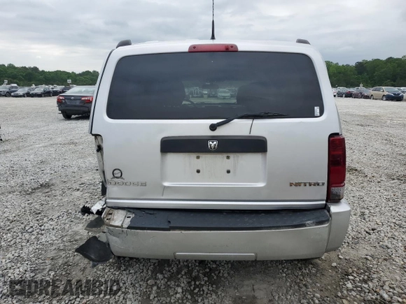 2011 Dodge Nitro Heat with VIN 1D4PU4GK4BW546420, listed as a Copart auction lot 54851415 with 165,789 mi miles and Salvage title. Bid and sale history available at DreamBid. Image 6.