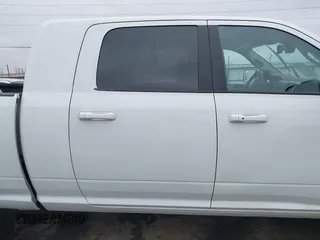 2018 Ram 2500 Laramie with VIN 3C6UR5NJ4JG328211, listed as a IAAI auction lot 41690078 with 97,265 mi miles and . Bid and sale history available at DreamBid. Image 14.