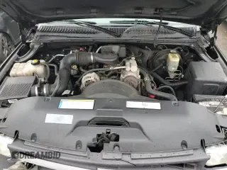 2001 Chevrolet Silverado 1500 z VIN 2GCEC19W611349549, wystawiony jako Copart lot #83758094 z przebiegiem 257 237 mil mil oraz Szkoda całkowita • Salvage title. Historia ofert i sprzedaży dostępna na DreamBid. Obrazek 13.