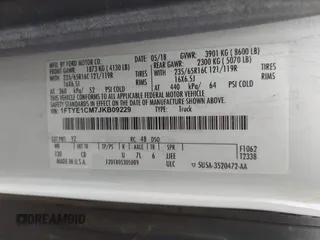 2018 Ford Transit with VIN 1FTYE1CM7JKB09229, listed as a IAAI auction lot 41851224 with 33,916 mi miles and . Bid and sale history available at DreamBid. Image 9.