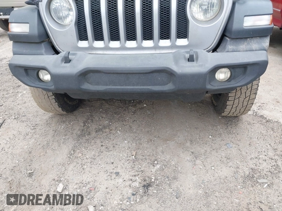 2021 Jeep Wrangler Unlimited Sport S with VIN 1C4HJXDN3MW717266, listed as a IAAI auction lot 41940869 with 113,386 mi miles. Bid and sale history available at carsss.com. Image 6.