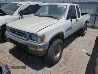 1994 Toyota Pickup DLX с VIN JT4VN13D5R5134689, выставлен на аукционе Copart как лот 57625343 с пробегом 148 399 миль миль и Чистый • Clean title. История ставок и продаж доступна на DreamBid. Изображение 1.