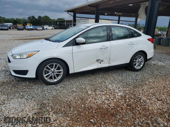 2015 Ford Focus SE with VIN 1FADP3F28FL243866, listed as a Copart auction lot 51975095 with 84,333 mi miles and Salvage Title. Bid and sale history available at carsss.com. Image 1.