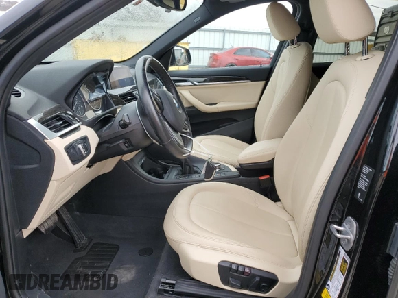 2018 BMW X1 xDrive28i with VIN WBXHT3C33J5L24195, listed as a Copart auction lot 38830283 with 35,004 mi miles. Bid and sale history available at carsss.com. Image 7.