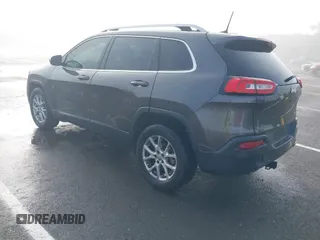2017 Jeep Cherokee Latitude z VIN 1C4PJLCB7HW668185, wystawiony jako IAAI lot #41826925 z przebiegiem 172 790 mil mil oraz . Historia ofert i sprzedaży dostępna na DreamBid. Obrazek 3.