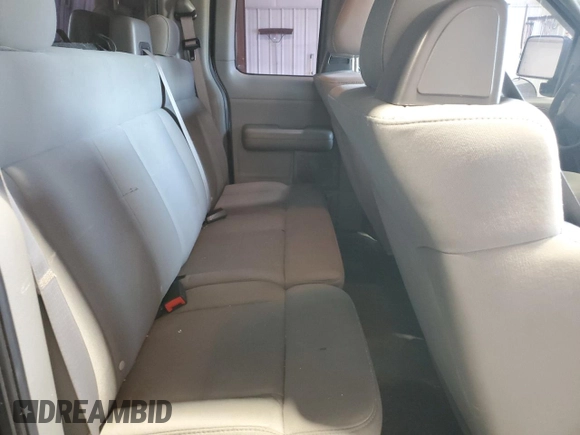 2008 Ford F-150 STX z VIN 1FTRX14W18FB78919, wystawiony jako Copart lot #59991945 z przebiegiem 200 940 mil mil oraz Czysty tytuł • Clean title. Historia ofert i sprzedaży dostępna na DreamBid. Obrazek 10.