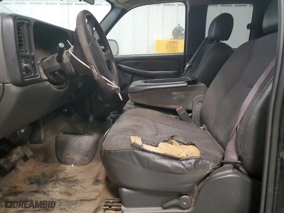 2007 Chevrolet Silverado 2500HD Classic Work Truck with VIN 1GCHK29U37E185026, listed as a Copart auction lot 80629004 with 173,192 mi miles and Salvage Title. Bid and sale history available at carsss.com. Image 7.