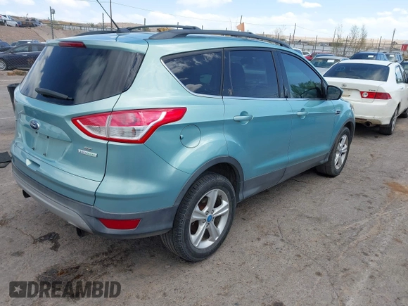 2013 Ford Escape SE with VIN 1FMCU0G95DUC62418, listed as a IAAI auction lot 42081461 with 139,062 mi miles. Bid and sale history available at carsss.com. Image 4.