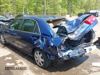 2005 Honda Accord EX-L z VIN 1HGCM665X5A025031, wystawiony jako IAAI lot #42149698 z przebiegiem 216 917 mil mil oraz . Historia ofert i sprzedaży dostępna na DreamBid. Obrazek 3.