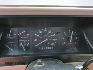 1992 Ford Explorer Eddie Bauer with VIN 1FMDU34X2NUE11927, listed as a Copart auction lot 52094875 with 53,449 mi miles and Salvage title. Bid and sale history available at DreamBid. Image 9.