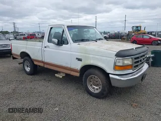 1995 Ford F-150 z VIN 2FTEF15Y3SCA05438, wystawiony jako IAAI lot #42468076 z przebiegiem 377 461 mil mil oraz . Historia ofert i sprzedaży dostępna na DreamBid. Obrazek 1.