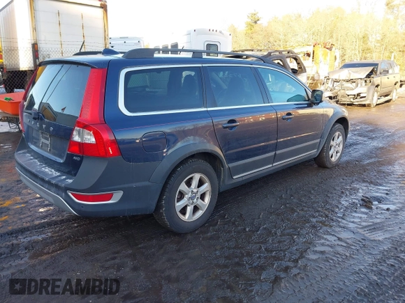 2011 Volvo XC70 3.2L with VIN YV4940BZXB1115299, listed as a IAAI auction lot 41567362 with 197,318 mi miles and . Bid and sale history available at DreamBid. Image 4.