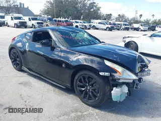 2017 Nissan 370Z with VIN JN1AZ4EH5HM954458, listed as a IAAI auction lot 41629907 with 113,606 mi miles. Bid and sale history available at carsss.com. Image 1.