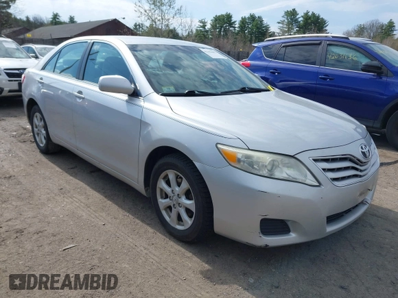 2011 Toyota Camry LE with VIN 4T1BF3EK4BU763729, listed as a IAAI auction lot 42102682 with 173,407 mi miles. Bid and sale history available at carsss.com. Image 1.