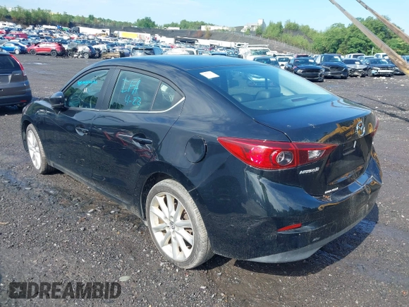 2017 Mazda 3 Touring z VIN 3MZBN1V74HM128575, wystawiony jako IAAI lot #42731487 z przebiegiem 136 553 mil mil oraz . Historia ofert i sprzedaży dostępna na DreamBid. Obrazek 3.