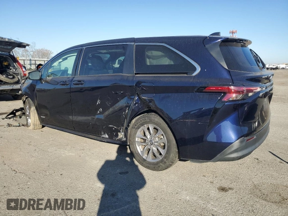 2021 Toyota Sienna LE with VIN 5TDKRKEC6MS013416, listed as a Copart auction lot 89003355 with 93,169 mi miles and Salvage title. Bid and sale history available at DreamBid. Image 2.