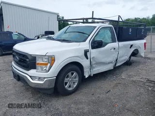 2022 Ford F-150 XL z VIN 1FTMF1CB4NKE00254, wystawiony jako IAAI lot #42334773 z przebiegiem 42 423 mil mil oraz . Historia ofert i sprzedaży dostępna na DreamBid. Obrazek 2.