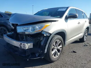 2014 Toyota Highlander XLE with VIN 5TDKKRFHXES024685, listed as a IAAI auction lot 41548281 with 160,000 mi miles. Bid and sale history available at carsss.com. Image 20.