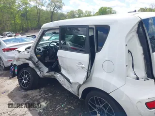 2013 Kia Soul + z VIN KNDJT2A63D7754484, wystawiony jako IAAI lot #42011255 z przebiegiem 219 117 mil mil oraz . Historia ofert i sprzedaży dostępna na DreamBid. Obrazek 15.