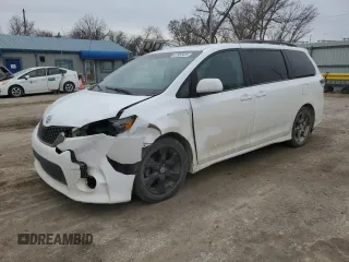 2012 Toyota Sienna SE with VIN 5TDXK3DC5CS187882, listed as a Copart auction lot 47955425 with 289,654 mi miles and Salvage Title. Bid and sale history available at carsss.com. Image 1.