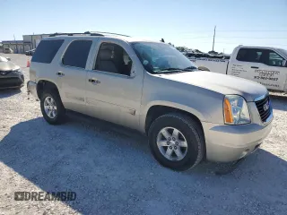 2013 GMC Yukon SLT with VIN 1GKS1CE08DR265254, listed as a Copart auction lot 72465114 with 199,828 mi miles and Salvage Title. Bid and sale history available at carsss.com. Image 4.