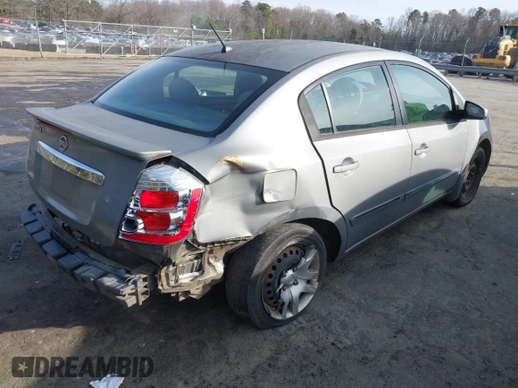 2011 Nissan Sentra SR with VIN 3N1AB6AP8BL636591, listed as a IAAI auction lot 41617595 with 189,995 mi miles and . Bid and sale history available at DreamBid. Image 4.