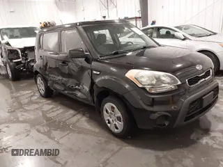 2012 Kia Soul with VIN KNDJT2A55C7387979, listed as a IAAI auction lot 41794319 with 106,387 mi miles. Bid and sale history available at carsss.com. Image 1.