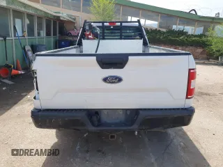 2018 Ford F-150 XL z VIN 1FTMF1E55JKF62315, wystawiony jako Copart lot #51611855 z przebiegiem Nie podano mil oraz Szkoda całkowita • Salvage title. Historia ofert i sprzedaży dostępna na DreamBid. Obrazek 6.