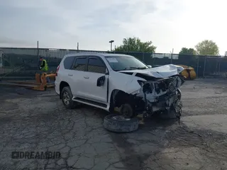 2021 Lexus GX 460 Premium z VIN JTJAM7BX8M5289419, wystawiony jako IAAI lot #42037078 z przebiegiem 32 003 mil mil oraz . Historia ofert i sprzedaży dostępna na DreamBid. Obrazek 1.