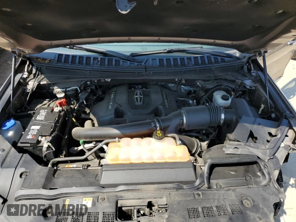 2018 Lincoln Navigator Reserve z VIN 5LMJJ2LT4JEL06991, wystawiony jako Copart lot #47112244 z przebiegiem Nie podano mil oraz . Historia ofert i sprzedaży dostępna na DreamBid. Obrazek 12.