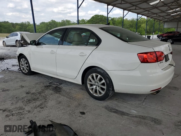 2013 Volkswagen Jetta SE с VIN 3VWDX7AJXDM425741, выставлен на аукционе Copart как лот 53818825 с пробегом 160 171 миль миль и Списание • Salvage title. История ставок и продаж доступна на DreamBid. Изображение 2.
