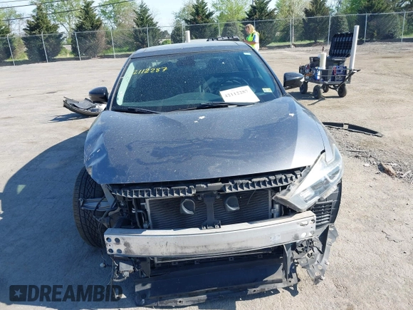 2017 Nissan Maxima SR with VIN 1N4AA6AP1HC387058, listed as a IAAI auction lot 42112287 with 128,460 mi miles and . Bid and sale history available at DreamBid. Image 12.