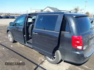 2014 Dodge Grand Caravan R/T with VIN 2C4RDGEG8ER187818, listed as a IAAI auction lot 41645145 with 181,779 mi miles and . Bid and sale history available at DreamBid. Image 3.