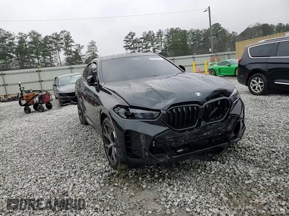 2024 BMW X6 xDrive40i with VIN 5UX33EX01R9S29270, listed as a Copart auction lot 43861375 with 0 mi miles and Salvage Title. Bid and sale history available at carsss.com. Image 14.