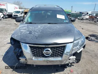 2016 Nissan Pathfinder Platinum with VIN 5N1AR2MM0GC645674, listed as a IAAI auction lot 42070490 with Not Provided miles. Bid and sale history available at carsss.com. Image 11.